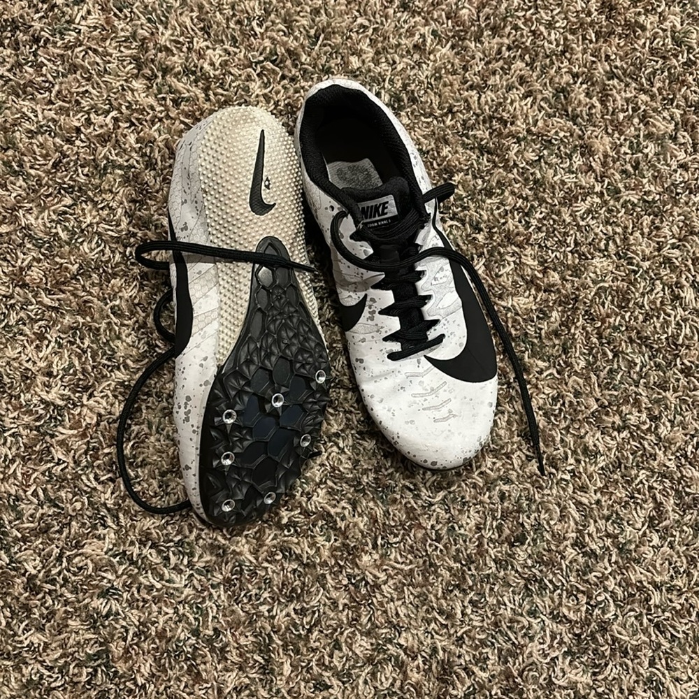Nike 200m Rival 5 Track spikes